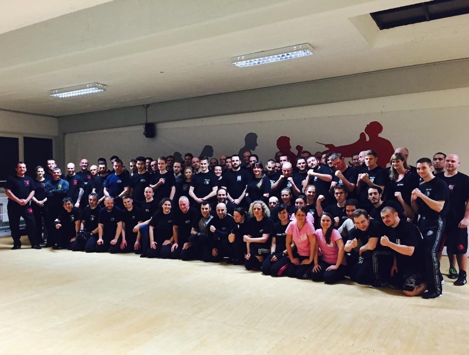 kmi_dirty_fighting_seminar_gruppenfoto
