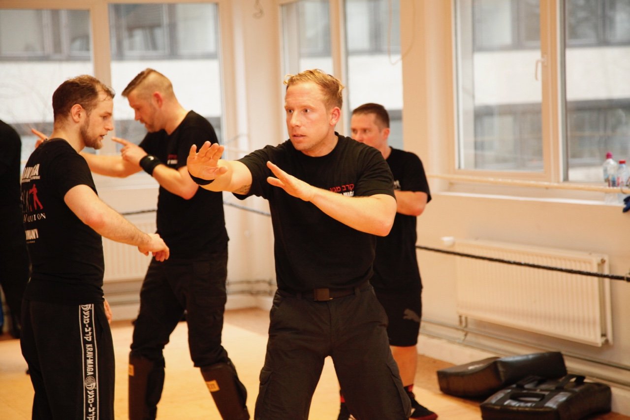 KRAVolution Krav Maga Ausbildung zum Instructor 7 KRAVolution Krav Maga Ausbildung zum Instructor 7